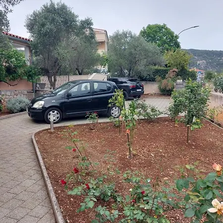 Apartman Vera Cres Exterior photo