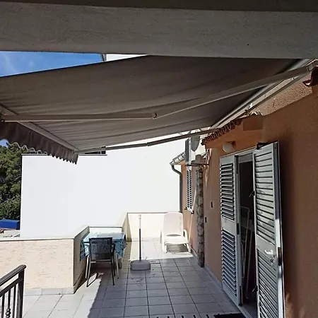 Apartman Vera Cres Exterior photo