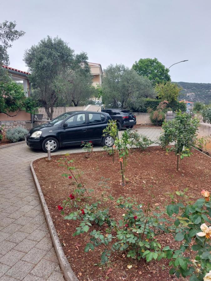 Vera Cres